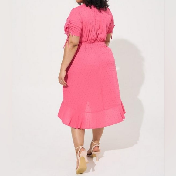 Torrid Coral Pink Clip Dot Surplice Tulip Dress with Pockets 2X 18/20 NWT - Picture 3 of 12